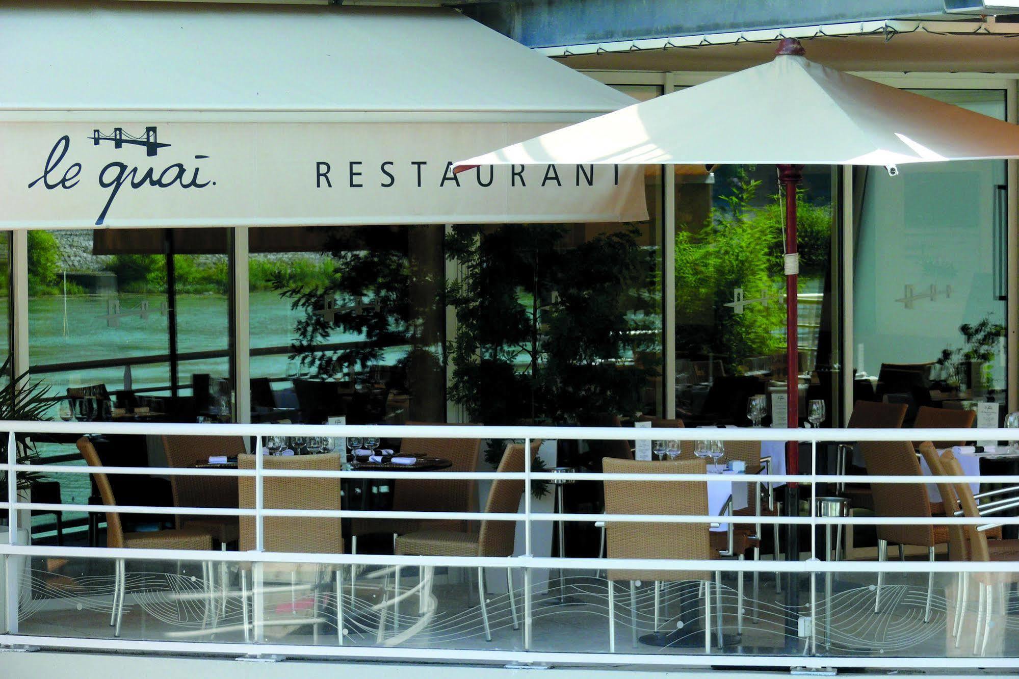 米歇尔尚布兰酒店 Pont-de-lʼIsère 外观 照片
